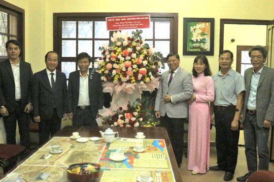 Lãnh đạo Ban Tuyên giáo và Dân vận Tỉnh ủy Lâm Đồng thăm, chúc mừng các cơ quan báo chí