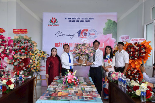 Tạp chí Nâm Nung khẳng định vai trò tạp chí văn nghệ ở địa phương