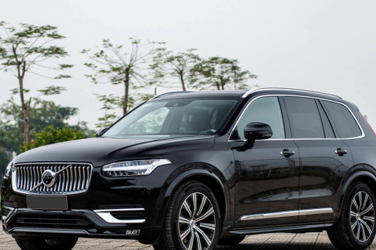 Volvo XC90 2021: SUV 7 chỗ sang trọng, giá từ 4,05 tỷ đồng