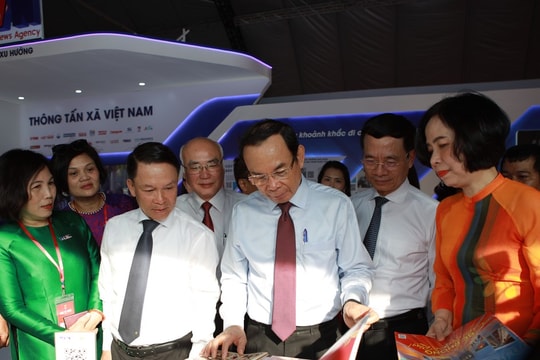 Cơ chế nào để báo chí Việt Nam vươn tầm? - Bài 3: Gợi ý cơ chế đặc thù để xây dựng tổ hợp báo chí hiện đại, đột phá