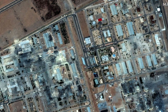 Căng thẳng Israel-Iran: Iran kích hoạt hệ thống phòng không đánh chặn, Mỹ lo ngại biểu tình chống đối