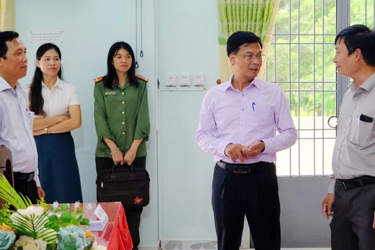 Phó Chủ tịch UBND tỉnh Đinh Văn Tuấn kiểm tra công tác chuẩn bị Kỳ thi Tốt nghiệp THPT tại TP Bảo Lộc và huyện Bảo Lâm