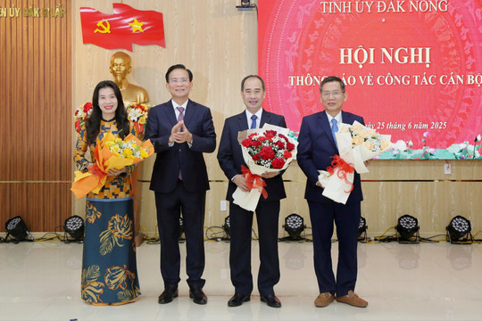 Chủ tịch UBND tỉnh Đắk Nông Hồ Văn Mười thông báo về nhân sự 3 xã mới tại Đắk R’lấp
