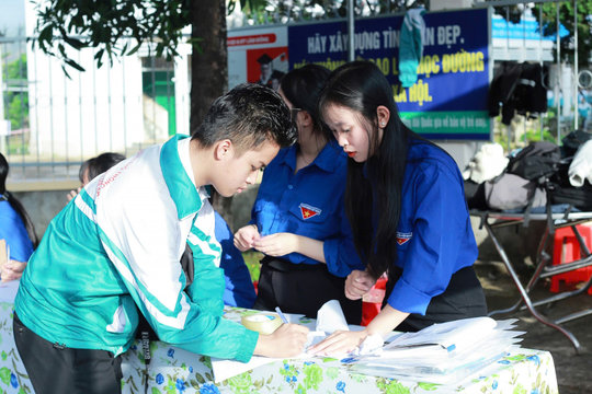 Lâm Hà: Nhiều hoạt động tiếp sức sĩ tử