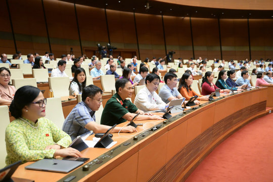 TOÀN VĂN: Nghị quyết 206/2025/QH15 về cơ chế đặc biệt xử lý khó khăn, vướng mắc do quy định của pháp luật