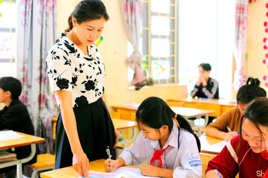 Căn cứ xét chuyển hạng chức danh nghề nghiệp giáo viên