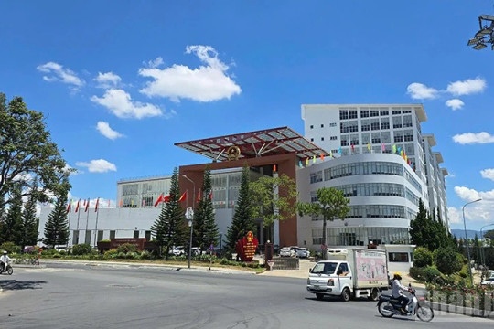 Hỗ trợ chi phí đi lại cho cán bộ, công chức đến làm việc tại tỉnh Lâm Đồng mới