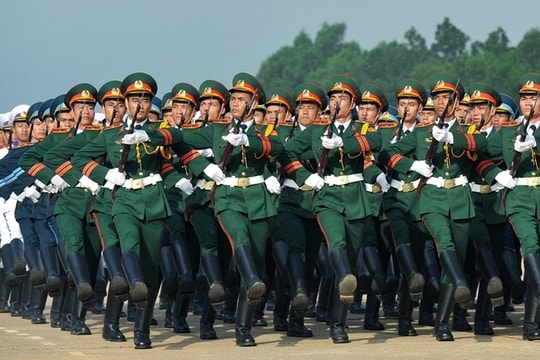 Thông tư 53/2025/TT-BQP quy định kiểu mẫu, màu sắc trang phục thường dùng của sĩ quan; quân nhân; học viên; hạ sĩ quan, binh sĩ