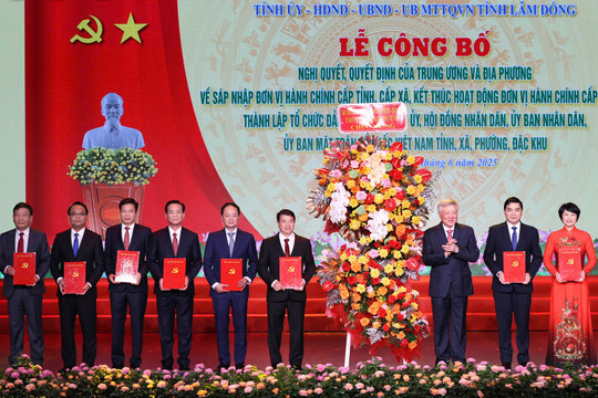 Phát biểu của Phó Thủ tướng Thường trực Nguyễn Hòa Bình tại Lễ công bố tỉnh Lâm Đồng