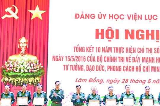 Phát huy phẩm chất Bộ đội Cụ Hồ trong tình hình mới