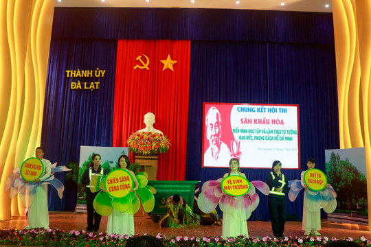 Học tập và làm theo Bác
