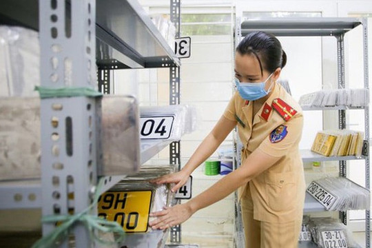 Cập nhật lệ phí cấp biển số xe ô tô 34 tỉnh thành sau sáp nhập