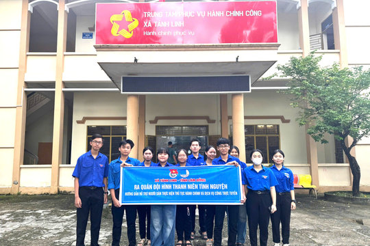 Tuổi trẻ xã Tánh Linh ra quân đội hình “Bình dân học vụ số”