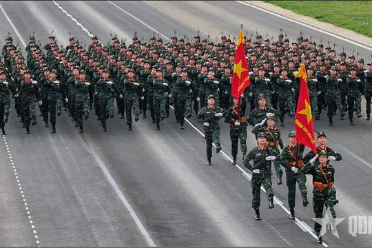 Nữ quân nhân Thủ đô tự hào tham gia diễu binh, diễu hành