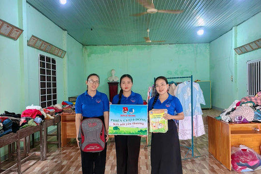 Phiên chợ 0 đồng - Lan tỏa yêu thương từ những điều giản dị