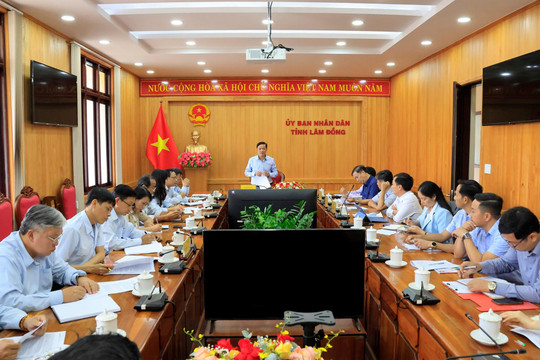 Phó Chủ tịch UBND tỉnh Lê Trọng Yên làm việc với Thanh tra tỉnh