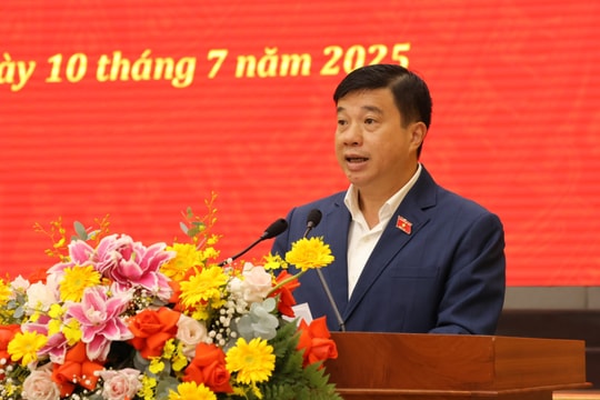 Bí thư Tỉnh ủy Lâm Đồng Y Thanh Hà Niê Kđăm - Trưởng Đoàn ĐBQH tỉnh tiếp xúc trực tuyến với 1.500 cử tri tại 50 xã, phường, đặc khu