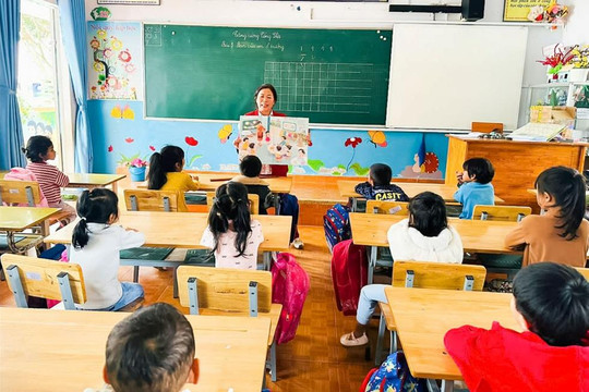 Lâm Đồng: Gần 7.100 trẻ 6 tuổi người dân tộc thiểu số được học tiếng Việt trước khi vào lớp 1