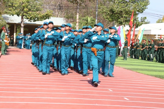 Xây dựng dân quân tự vệ ngày càng “vững mạnh, rộng khắp”