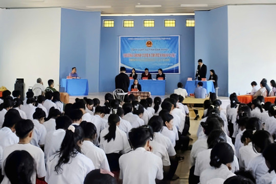 Từ những “phiên tòa giả định”