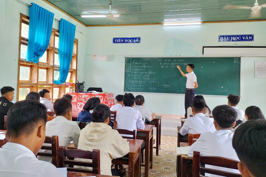 Phải bổ nhiệm lại vào đúng hạng chức danh nghề nghiệp
