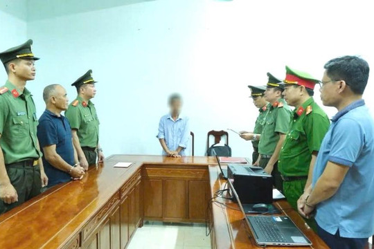 Khởi tố, bắt tạm giam đối tượng lợi dụng các quyền tự do dân chủ xâm phạm lợi ích của Nhà nước, quyền, lợi ích hợp pháp của tổ chức, cá nhân