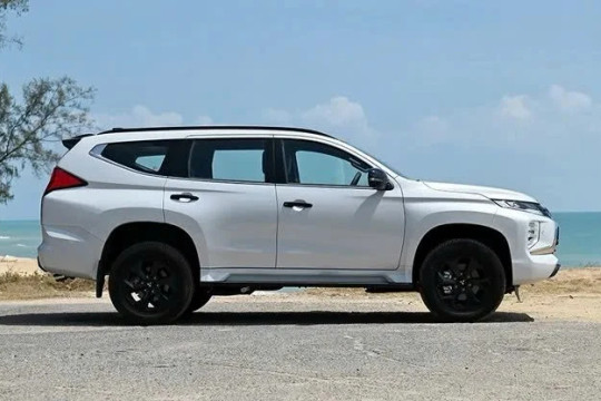 Mitsubishi Pajero Sport 2025: Ngoại hình thể thao và trẻ trung, giá từ hơn 1,1 tỷ đồng