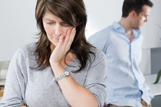 Đồng hành cùng phụ nữ vượt qua giai đoạn tiền mãn kinh - Giữ gìn sức khỏe và hạnh phúc gia đình