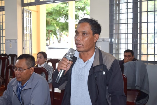 Xã Tân Hội lấy ý kiến góp ý dự thảo văn kiện Đại hội Đảng bộ xã lần thứ I