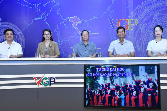 TỔNG THUẬT Tọa đàm: Tự chủ đại học – Cơ hội nào để phát triển?