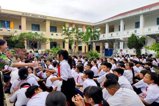 Xây dựng đồng bộ phòng học để nâng cấp độ trường chuẩn