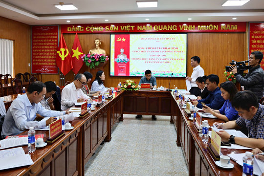 Đồng chí Nguyễn Khắc Bình kiểm tra việc vận hành chính quyền địa phương 2 cấp tại Lâm Hà
