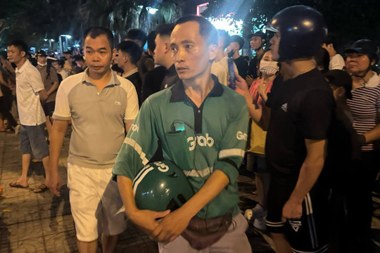Dân mạng gọi tài xế cứu cháu bé vụ 'xe điên' tông liên hoàn là người hùng