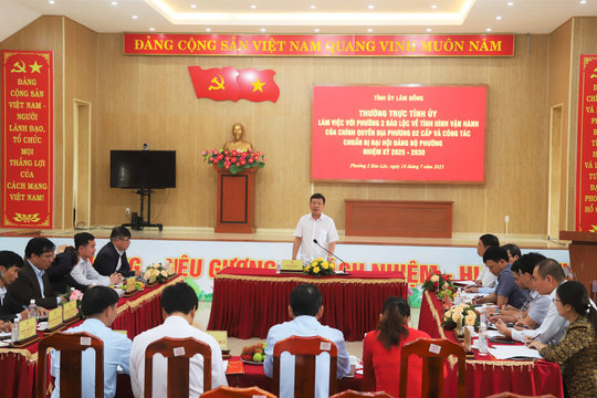 Các địa phương phải lấy thái độ phục vụ Nhân dân đặt lên hàng đầu