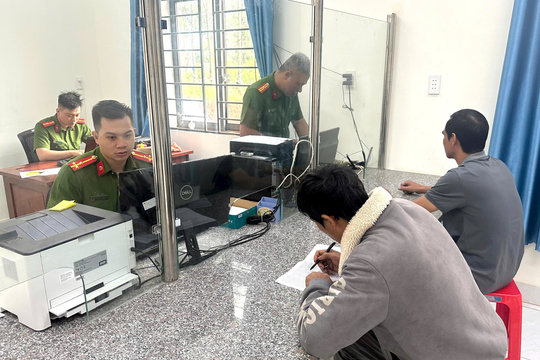 Cảnh báo chiêu trò lợi dụng sáp nhập để lừa đảo