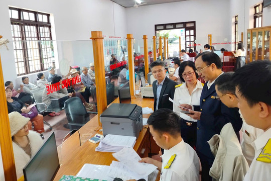 Thuế Lâm Đồng kiểm tra tình hình thực hiện thủ tục thuế tại cấp xã