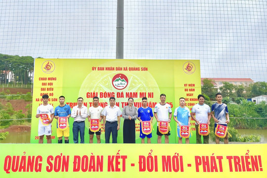 Các địa phương thi đua chào mừng đại hội Đảng các cấp