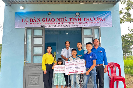 Trao nhà tình thương cho hộ đồng bào khó khăn tại xã Sông Lũy
