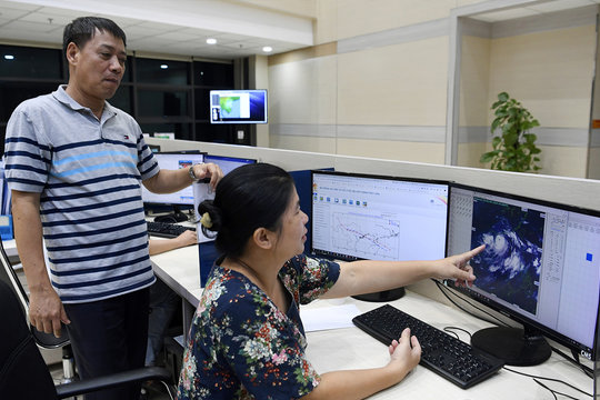 Cảnh giác với việc người không có chuyên môn livestream phân tích, dự báo bão lũ