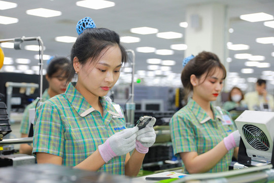 Bộ Tài chính đề xuất tăng mức giảm trừ gia cảnh, áp dụng từ năm 2026