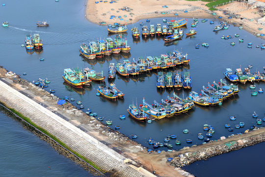 Nâng thu nhập của phường ven biển