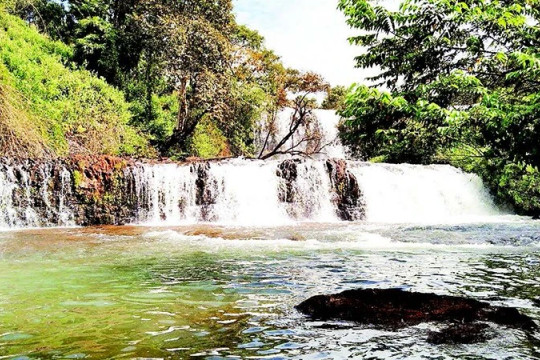 Cuộc sống mới trên làng chài Sê San