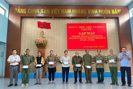 Xã Đạ Tẻh 3: Tặng quà, tri ân người có công và các gia đình chính sách