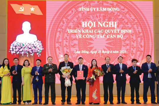 Khơi dậy khát vọng phát triển cùng kỷ nguyên vươn mình của dân tộc