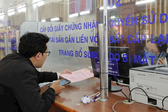 Chủ tịch UBND tỉnh Lâm Đồng chỉ đạo siết chặt quản lý bất động sản, ngăn chặn "cò đất"