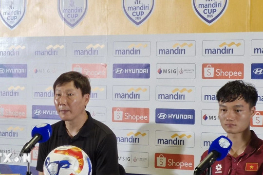 Huấn luyện viên Kim Sang Sik: Đội Việt Nam đủ sức vô địch giải U23 Đông Nam Á