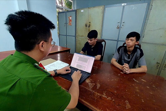 Đắk Lắk: Bắt 2 đối tượng để điều tra về hành vi Giết người tại quán lẩu nướng đêm