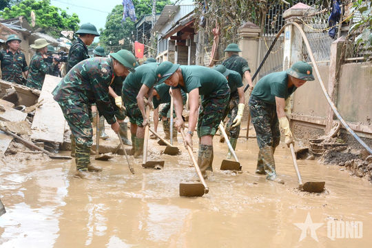 Chỗ dựa vững vàng nơi tâm lũ Nghệ An