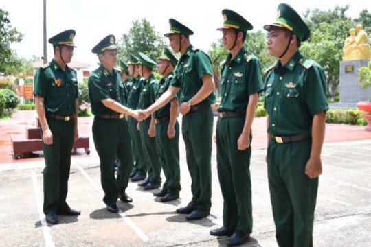 Bộ Tư lệnh Bộ đội Biên phòng kiểm tra công tác sẵn sàng chiến đấu tại Đồn Biên phòng Cửa khẩu Đắk Ruê