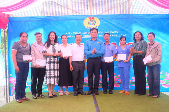 Kết nối đoàn viên qua “Bữa cơm Công đoàn” tại Bệnh viện Đa khoa Đắk Nông